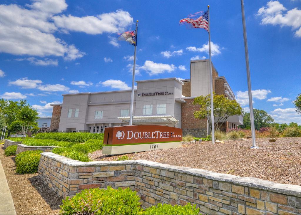 Doubletree By Hilton Hotel Raleigh - Brownstone - University Luaran gambar