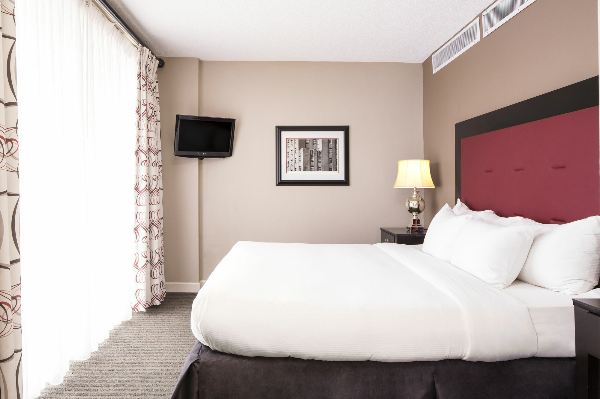 Doubletree By Hilton Hotel Raleigh - Brownstone - University Luaran gambar