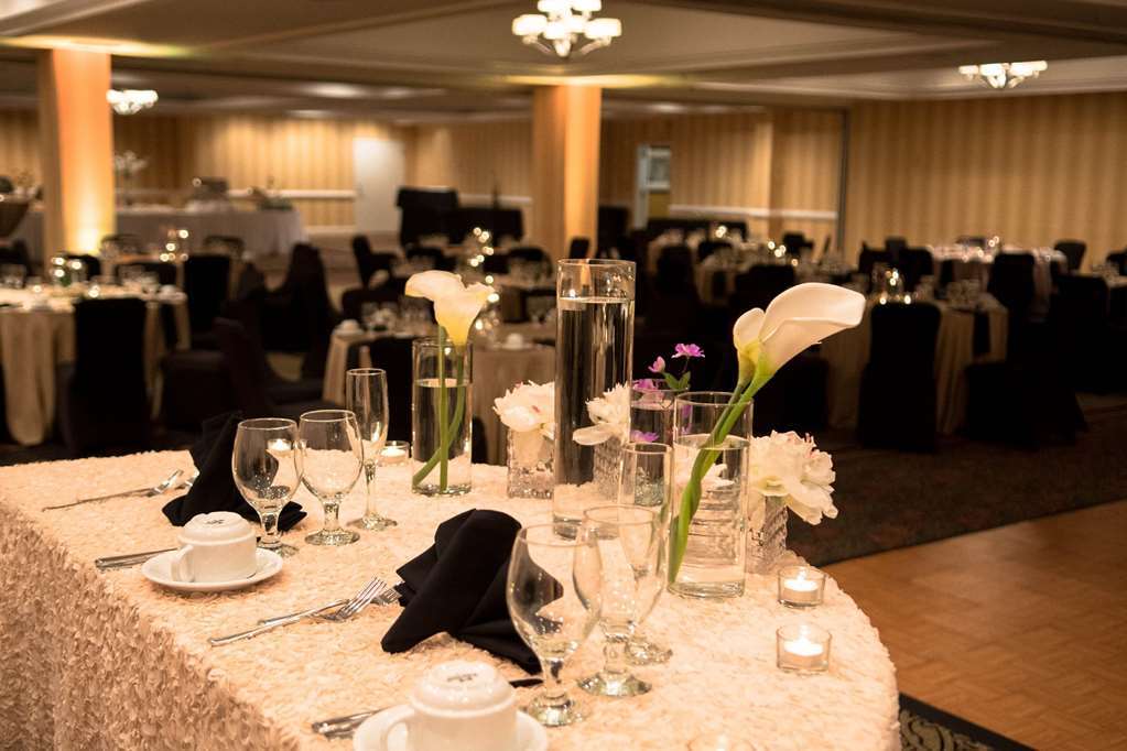 Doubletree By Hilton Hotel Raleigh - Brownstone - University Kemudahan gambar